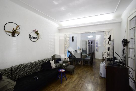 Casa à venda com 4 quartos, 180m² em Vila Mariana, São Paulo