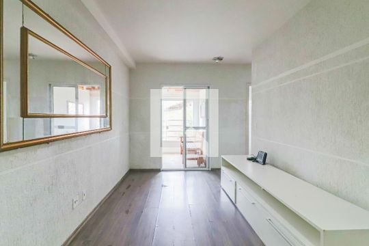 Sala de apartamento para alugar com 2 quartos, 55m² em Jardim Irapua, Taboão da Serra
