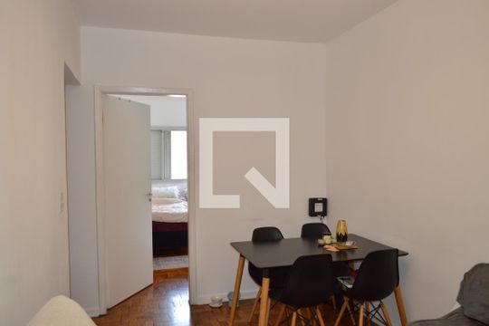Sala de apartamento à venda com 2 quartos, 70m² em Vila Mariana, São Paulo