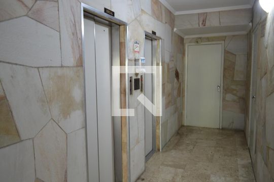 Elevador de apartamento à venda com 2 quartos, 70m² em Vila Mariana, São Paulo