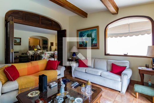 Sala de casa para alugar com 5 quartos, 430m² em Jardim Vitoria Regia (zona Oeste), São Paulo