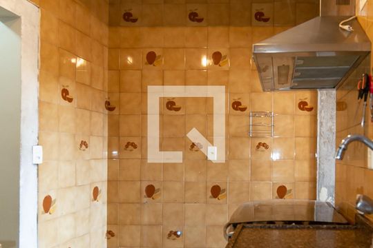 Cozinha de apartamento para alugar com 3 quartos, 111m² em Bela Vista, São Paulo