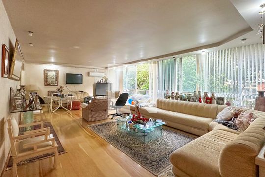 Apartamento para alugar com 4 quartos, 300m² em Copacabana, Rio de Janeiro