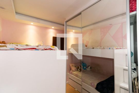Quarto 1 de casa à venda com 3 quartos, 165m² em Jardim Eliane, São Paulo