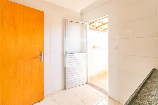 Cozinha de apartamento à venda com 2 quartos, 57m² em Alvorada, Contagem