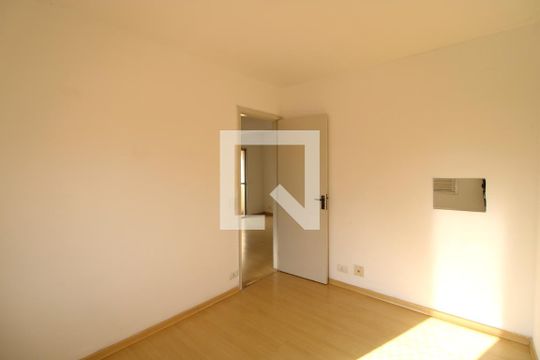 Quarto 1 de apartamento para alugar com 2 quartos, 57m² em Jardim Ubirajara, São Paulo