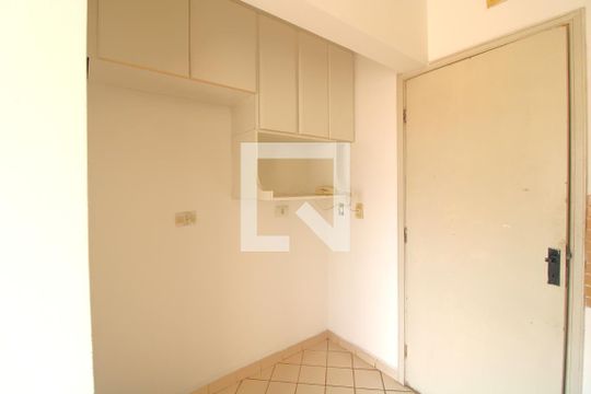 Cozinha de apartamento para alugar com 2 quartos, 57m² em Jardim Ubirajara, São Paulo