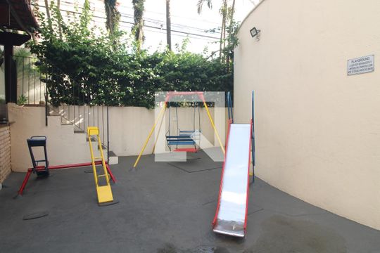 Área comum de apartamento para alugar com 2 quartos, 57m² em Jardim Ubirajara, São Paulo