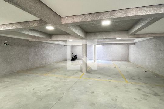 Garagem de apartamento à venda com 2 quartos, 106m² em Vila Curuçá, Santo André