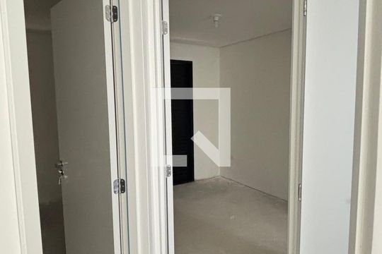 Corredor de apartamento à venda com 2 quartos, 106m² em Vila Curuçá, Santo André