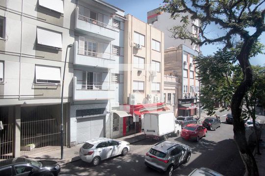 Sala 2 Vista de apartamento à venda com 2 quartos, 84m² em Centro Histórico, Porto Alegre