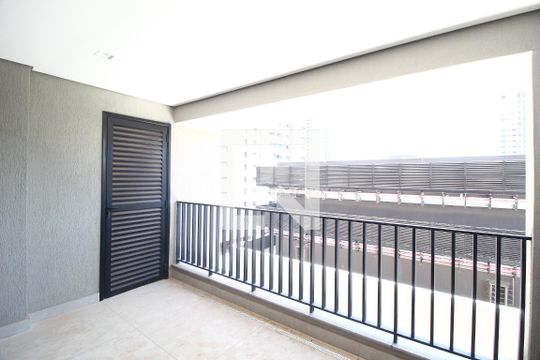 Varanda gourmet de apartamento para alugar com 3 quartos, 106m² em Shopping Park, Uberlândia