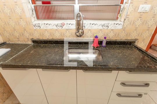 Cozinha de casa para alugar com 2 quartos, 80m² em Taboão, Diadema