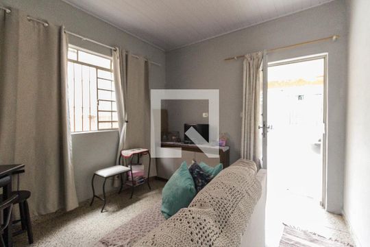 Sala Casa 1 de casa à venda com 4 quartos, 166m² em Jardim Alto Pedroso, São Paulo