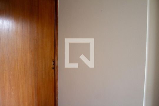 Quarto de Serviço de apartamento à venda com 3 quartos, 167m² em Consolação, São Paulo