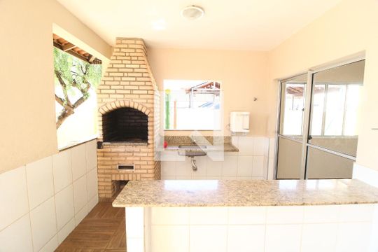 Área comum - Churrasqueira de apartamento para alugar com 2 quartos, 52m² em Chácaras Tubalina E Quartel, Uberlândia