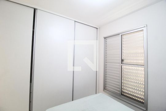 Quarto 1 de apartamento para alugar com 2 quartos, 52m² em Chácaras Tubalina E Quartel, Uberlândia