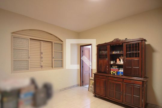 Suite de casa à venda com 3 quartos, 360m² em São Geraldo, Belo Horizonte