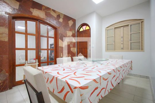 Sala de Jantar de casa à venda com 3 quartos, 360m² em São Geraldo, Belo Horizonte