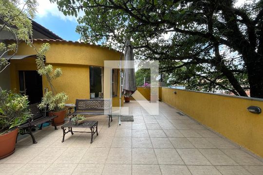 Varanda de casa à venda com 5 quartos, 230m² em Jardim Bonfiglioli, São Paulo