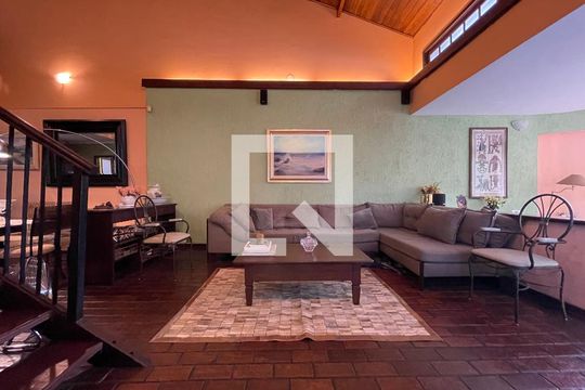 Sala de casa à venda com 5 quartos, 230m² em Jardim Bonfiglioli, São Paulo