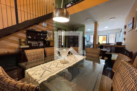 Sala de casa à venda com 5 quartos, 230m² em Jardim Bonfiglioli, São Paulo
