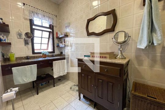 Banheiro 2 de casa à venda com 5 quartos, 230m² em Jardim Bonfiglioli, São Paulo