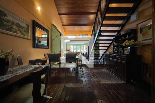 Sala de casa à venda com 5 quartos, 230m² em Jardim Bonfiglioli, São Paulo