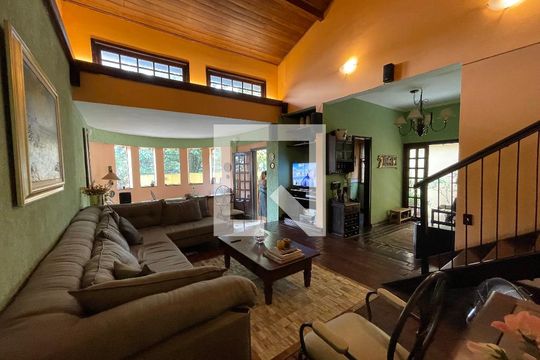 Sala de casa à venda com 5 quartos, 230m² em Jardim Bonfiglioli, São Paulo