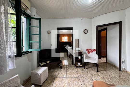 Sala de casa à venda com 3 quartos, 130m² em Scharlau, São Leopoldo