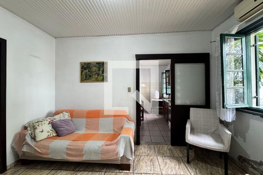 Sala de casa à venda com 3 quartos, 130m² em Scharlau, São Leopoldo