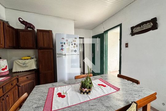 Cozinha de casa à venda com 3 quartos, 130m² em Scharlau, São Leopoldo