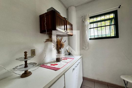 Banheiro de casa à venda com 3 quartos, 130m² em Scharlau, São Leopoldo