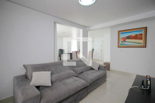 Sala de apartamento à venda com 4 quartos, 130m² em Fernão Dias, Belo Horizonte