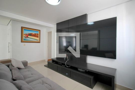 Sala de apartamento à venda com 4 quartos, 130m² em Fernão Dias, Belo Horizonte
