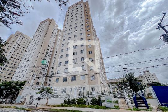Fachada de apartamento para alugar com 2 quartos, 35m² em Cambuci, São Paulo
