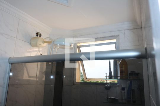 Banheiro de apartamento à venda com 2 quartos, 50m² em Santa Maria, São Caetano do Sul