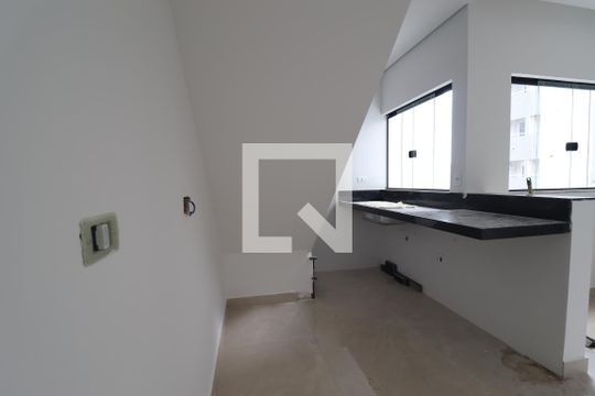 Cozinha de apartamento à venda com 2 quartos, 98m² em Jardim Bela Vista, Santo André