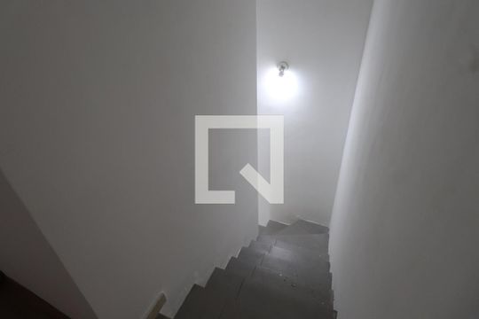 Escada de casa de condomínio à venda com 2 quartos, 56m² em Vila Beatriz, São Paulo