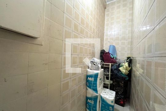 Despensa de casa à venda com 5 quartos, 290m² em Planalto Paulista, São Paulo