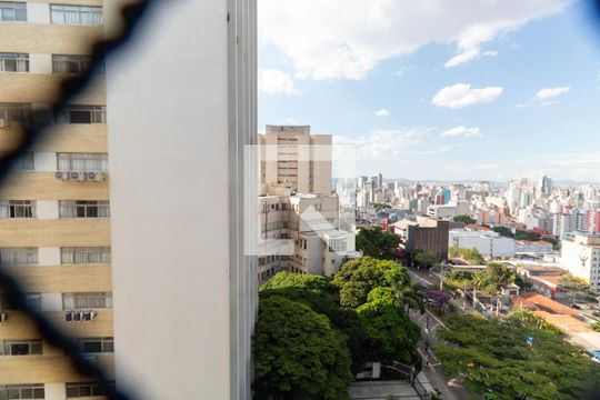 Vista da Sala de apartamento à venda com 4 quartos, 260m² em Morro dos Ingleses, São Paulo