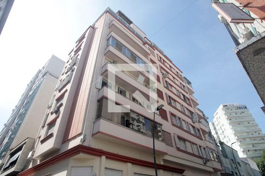 Fachada de apartamento para alugar com 1 quarto, 30m² em Centro Histórico, Porto Alegre