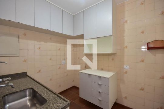 Cozinha de apartamento à venda com 2 quartos, 90m² em Higienópolis, São Paulo