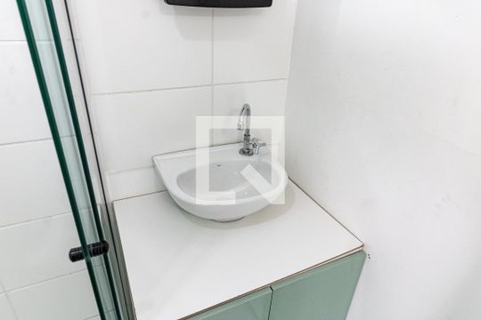 Banheiro de apartamento à venda com 1 quarto, 18m² em Vila Moraes, São Paulo
