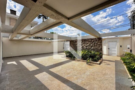 Garagem de casa à venda com 4 quartos, 430m² em Brooklin, São Paulo