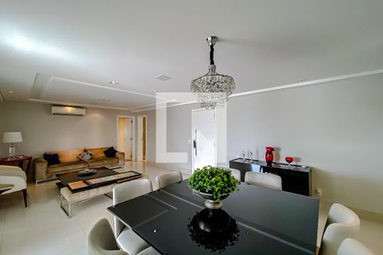 Sala de apartamento à venda com 4 quartos, 210m² em Vila Prudente, São Paulo