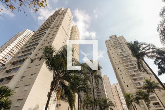 Condomínio - Fachada  de apartamento para alugar com 2 quartos, 63m² em Tatuapé, São Paulo