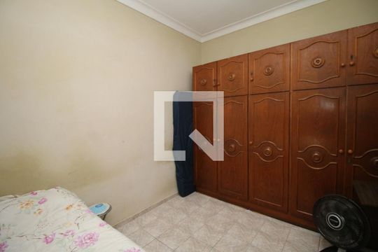 Quarto 1 de casa à venda com 2 quartos, 66m² em Irajá, Rio de Janeiro
