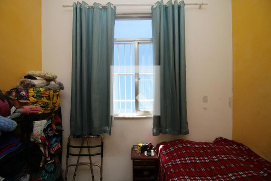 Quarto 2 de casa à venda com 2 quartos, 66m² em Irajá, Rio de Janeiro