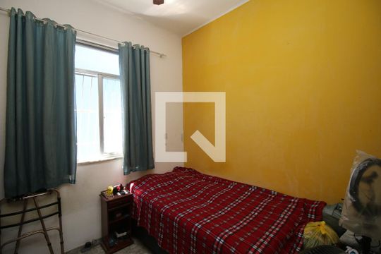 Quarto 2 de casa à venda com 2 quartos, 66m² em Irajá, Rio de Janeiro